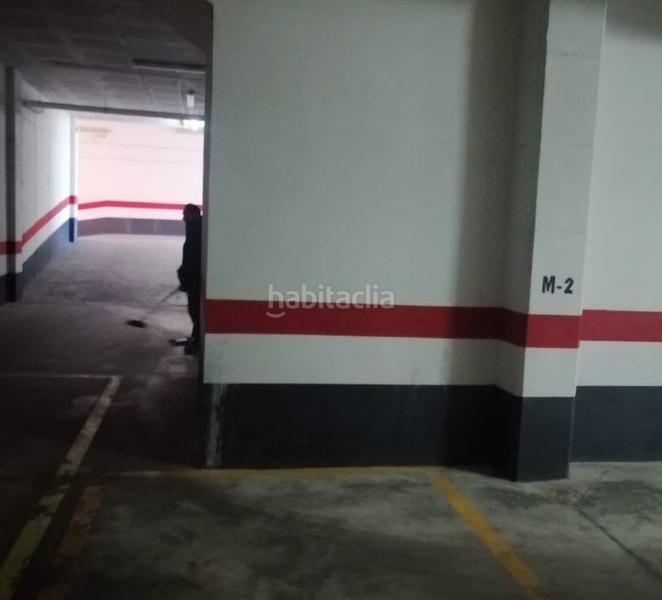 Foto b5dca90b-ef2b-4676-96a8-b2c2625b4408. Parking coche solvia inmobiliaria garaje vélezmálaga en Benajarafe