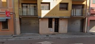 Aparcament cotxe  Olot. Solvia inmobiliaria  garaje ripoll