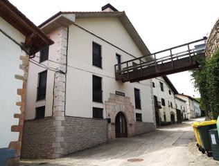 Appartement  C/ san saturnino. Solvia inmobiliaria  piso erro