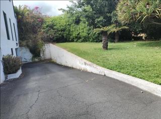 Aparcament cotxe  Guillermo rahn. Solvia inmobiliaria  garaje puerto de la cruz