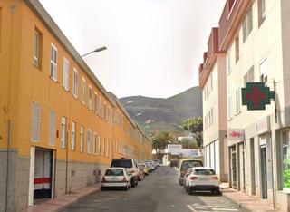 Aparcament cotxe  Profesora maria morales. Solvia inmobiliaria  garaje telde