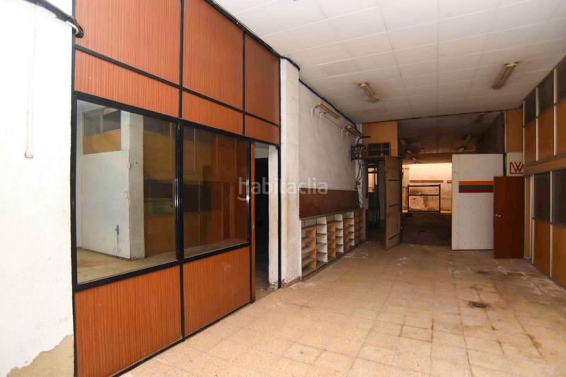 Foto 00e1addd-a4d6-40f1-8c22-d250b02cfef0. Local commercial dans Centre Santa Coloma de Gramenet