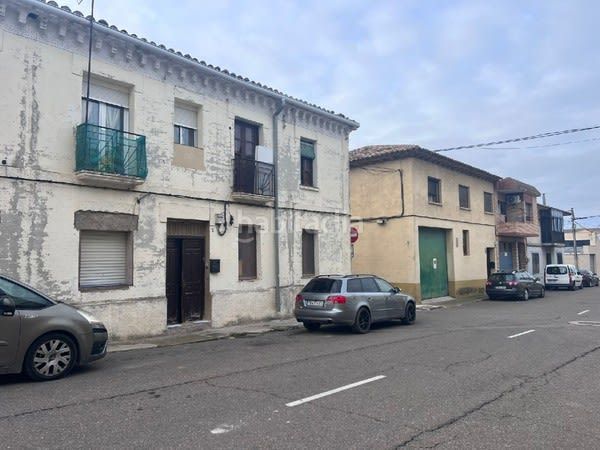 Foto 0d300740-890b-457b-94ea-01d68f09f3e3. Pis a Castejón