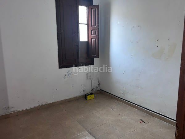 Foto bfdcc1ee-3e7b-43b3-9538-ad73bb17f7ea. Pis a Castejón