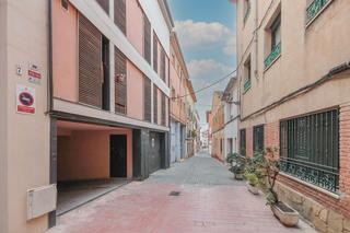 Appartement  C/ sant magi. Solvia inmobiliaria  piso rubí