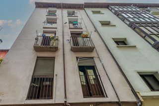Pis  C/ carpintería. Solvia inmobiliaria  piso estellalizarra