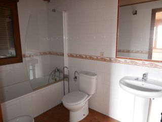 Flat  C/ la cabaña. Solvia inmobiliaria  piso grajera