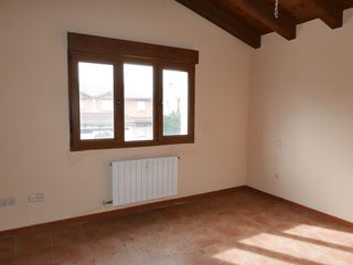 Etagenwohnung  C/ la cabaña. Solvia inmobiliaria  piso grajera