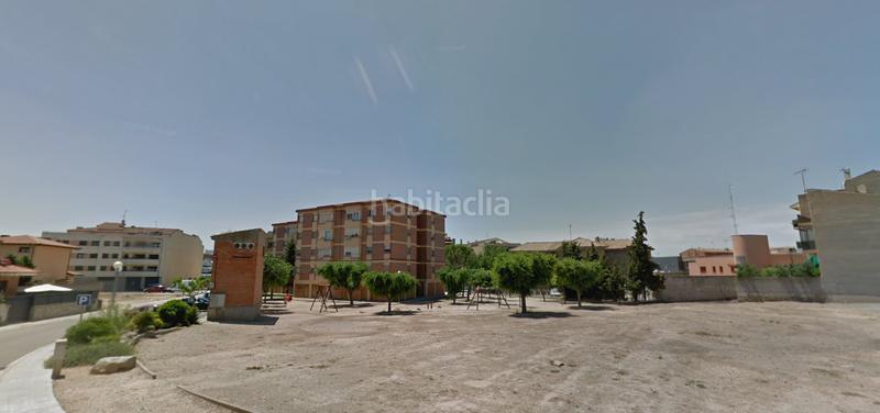 Foto cab4072a-46b2-466f-b27a-01f4451937fc. Aparcament cotxe a Agramunt