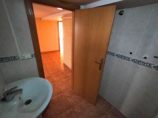 Business premise  C/ vicente blasco ibáñez. Solvia inmobiliaria  locales segorbe