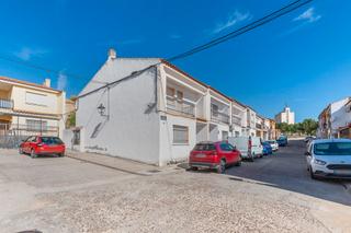 Casa aparellada  C/ cayetano ubiedo. Solvia inmobiliaria  chalet adosado alcaudete de la jara