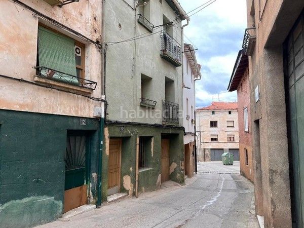 Foto 27b62aae-bb3b-46dd-8822-a98c3daf6055. Casa pareada solvia inmobiliaria chalet adosado en Albelda de Iregua