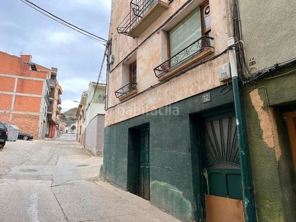 Foto c7cc96c6-ce7e-4db6-8e79-7ffe217c316c. Casa pareada solvia inmobiliaria chalet adosado en Albelda de Iregua