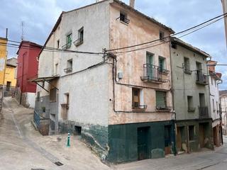 Casa aparellada  C/ arrabal. Solvia inmobiliaria  chalet adosado albelda de iregua