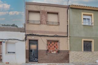 Xalet  Algeciras. Solvia inmobiliaria  casa yecla