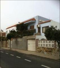 Casa aparellada  Gladiolo. Solvia inmobiliaria  chalet adosado telde
