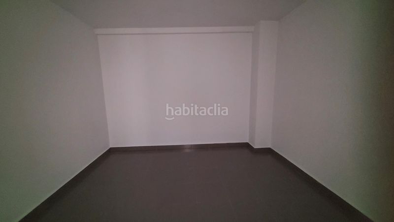 Foto ede51380-3da6-4173-84e1-e5e9d0803a0c. Local comercial a Racó Cullera