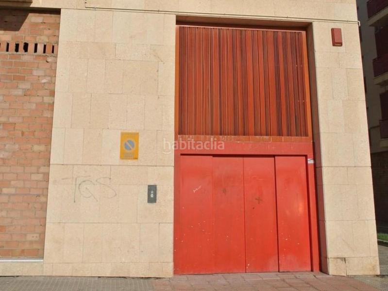 Foto 77dfe0fa-bc97-4f10-890c-de5dc39cd421. Aparcament cotxe a Lepe