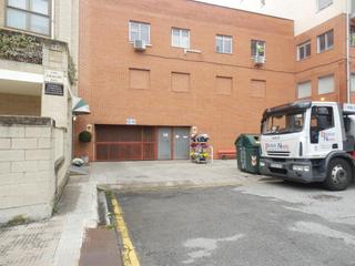 Autoparkplatz  C/ zabalgain kalea. Solvia inmobiliaria  garaje zizur mayorzizur nagusia