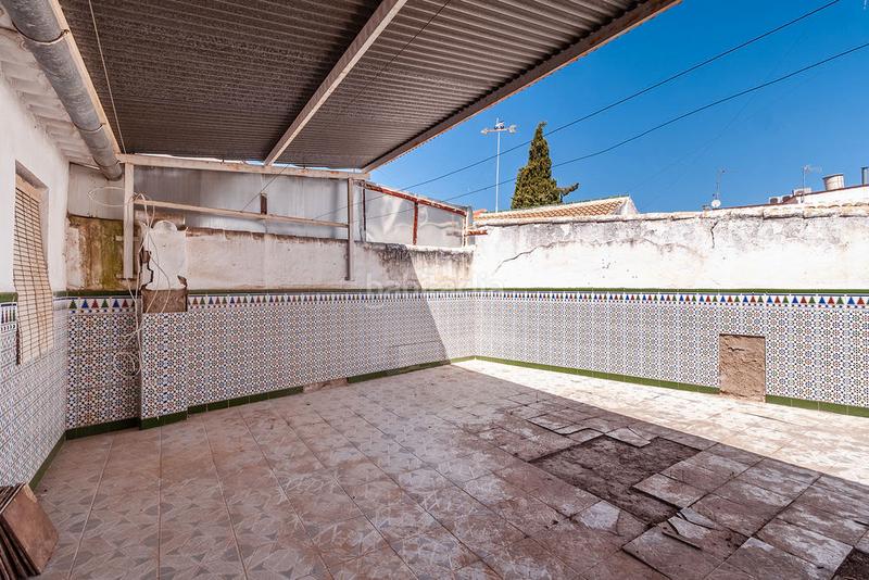 Foto ce03256c-7706-4da6-b8e2-37bb935152d9. Flat in El Carmen - La Barrera Lucena