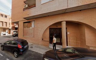 Aparcament cotxe  C/ la paz. Solvia inmobiliaria  garaje bigastro