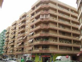 Parking voiture  C/ joan ramón jiménez. Solvia inmobiliaria  garaje gandia