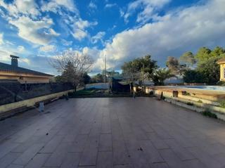 Xalet  C/ tarragona. Solvia inmobiliaria  chalet independiente palausolità i plegaman