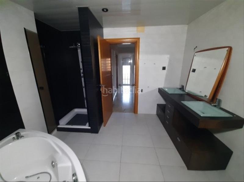 Foto 29fab40d-5dd0-45e7-932e-11b0e6ab8edd. Chalet solvia inmobiliaria chalet independiente palausolità i plegamans en Palau-solità i Plegamans