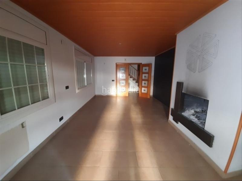 Foto 490a1a5e-12d4-4925-a662-a00a261b5de1. Chalet solvia inmobiliaria chalet independiente palausolità i plegamans en Palau-solità i Plegamans