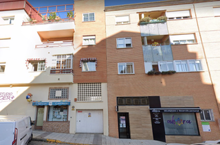 Aparcament cotxe  Pedro cieza de leon. Solvia inmobiliaria  garaje badajoz