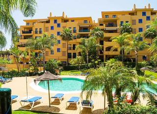 Posto auto  Av de santiago de compostela. Solvia inmobiliaria  garaje marbella