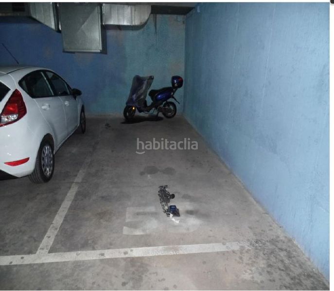 Foto 35d0e4d4-7489-4757-99f4-2fed300e029f. Aparcament cotxe a Creu de Barberà Sabadell