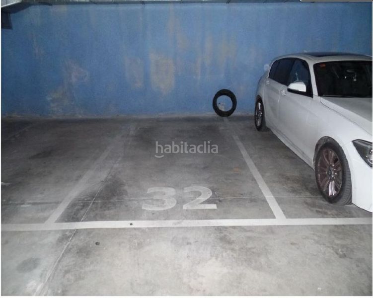 Foto 951b68db-4004-42e9-a94a-e0edad0d1738. Aparcament cotxe a Creu de Barberà Sabadell