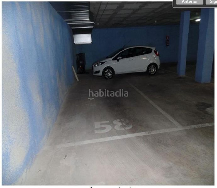 Foto fdd1f9bd-18b0-4a21-b28e-94069029eadf. Aparcament cotxe a Creu de Barberà Sabadell