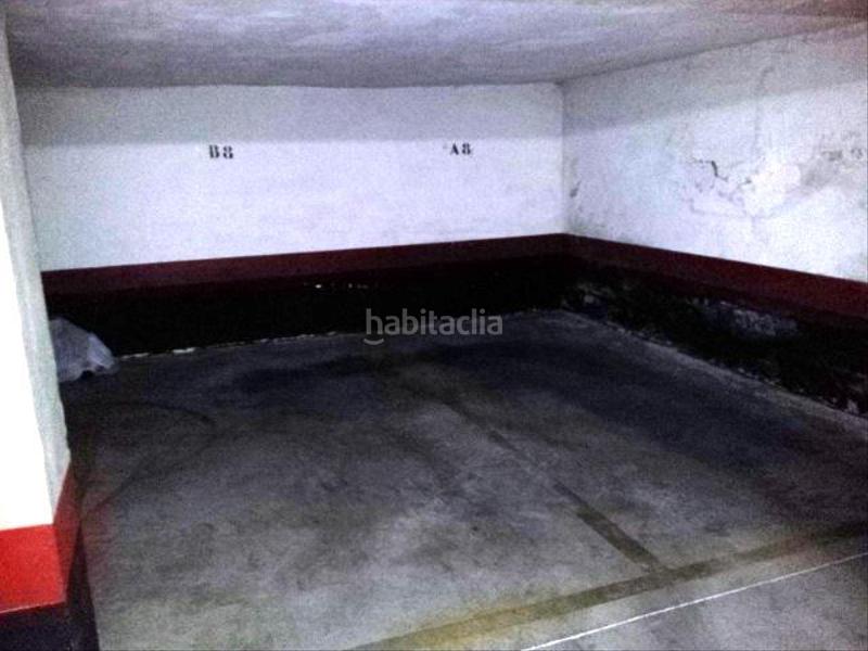 Foto ea2d11c0-f47c-4ba3-9eda-4a31fcfe1215. Aparcament cotxe a Arnedillo