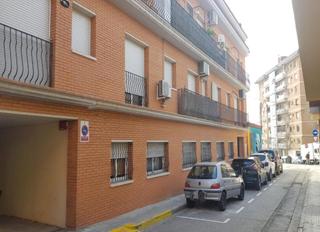 Aparcament cotxe  Pj. santa fe. Solvia inmobiliaria  garaje rubí