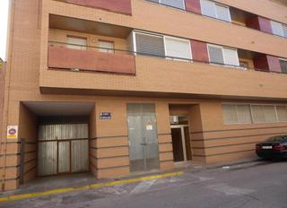 Aparcament cotxe  C/ barcelona. Solvia inmobiliaria  garaje mollerussa
