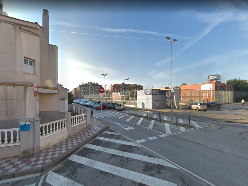 Foto 2a6091ba-129b-40a5-bf20-460eb3611a7f. Posto auto in Poblenou Pineda de Mar