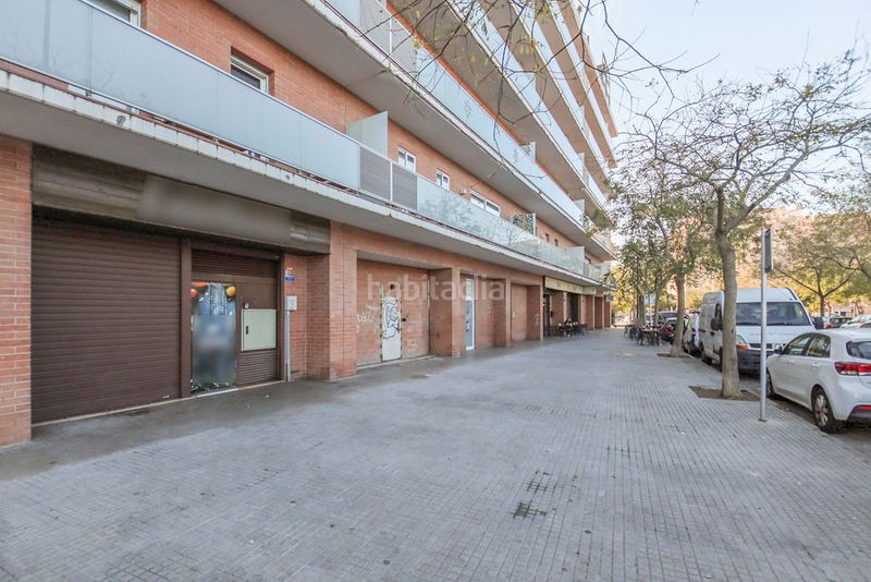 Foto cdba96df-3f25-4bfd-80ed-8a0b93ae7b3c. Local comercial a Llevant Reus
