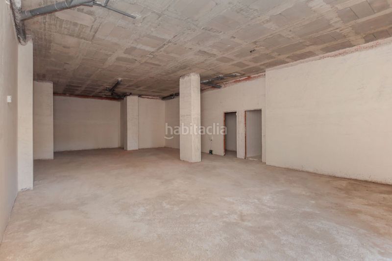 Foto dd18e2e1-d396-41bf-ac26-764b37af846e. Local comercial a Llevant Reus
