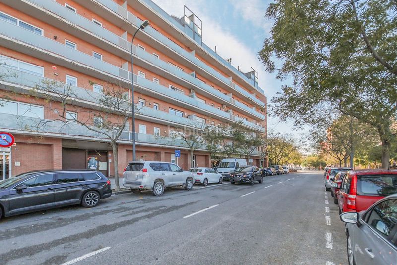 Foto e10b0ded-52b6-4a7f-8714-ac85b5aedc49. Local comercial a Llevant Reus