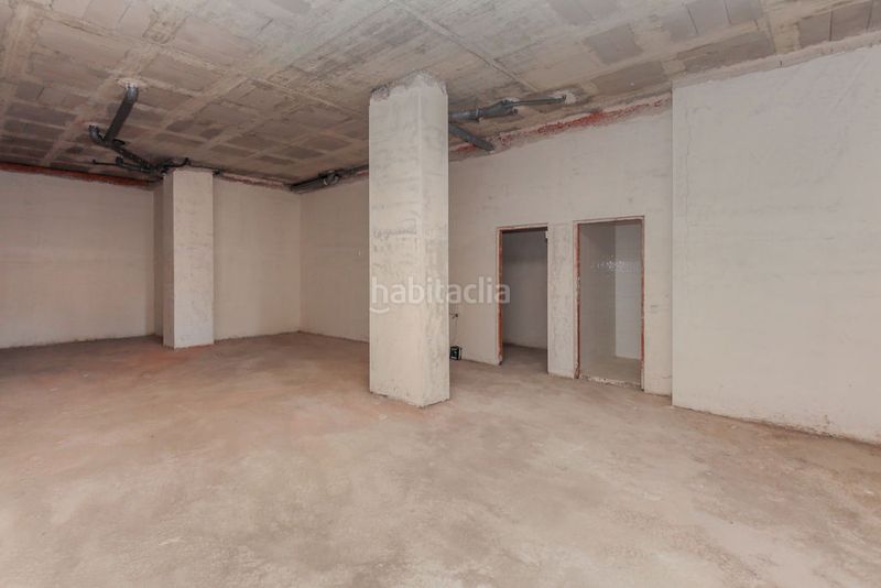 Foto f486fc73-6ddc-4aec-a9e3-a8b91b8c7690. Local comercial a Llevant Reus