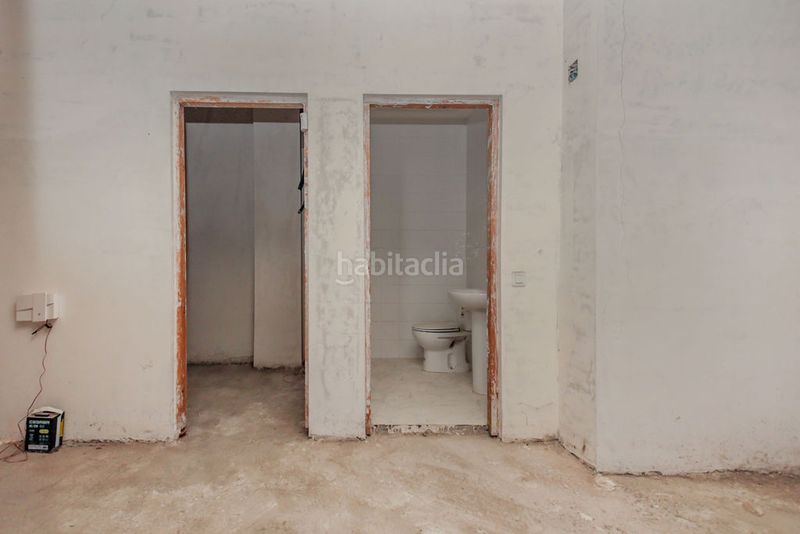 Foto f50ce560-e268-4d6a-89ab-56f8be58c84f. Local comercial a Llevant Reus