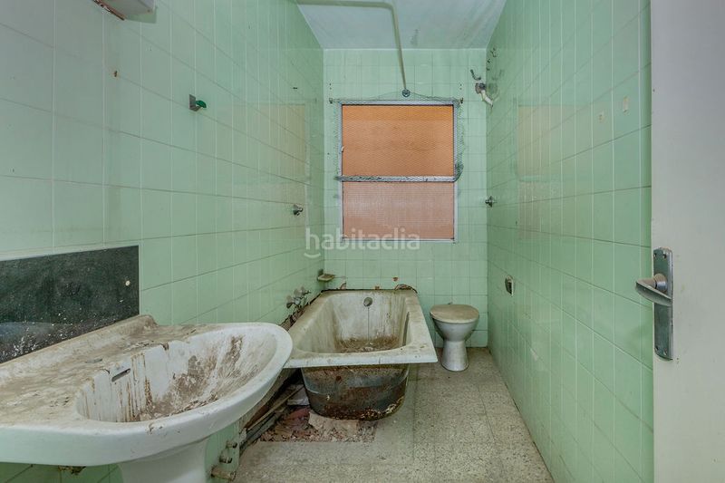 Foto 9de2a2d1-bebd-4366-8a69-db529404fa73. Edificio in Mariola Lleida