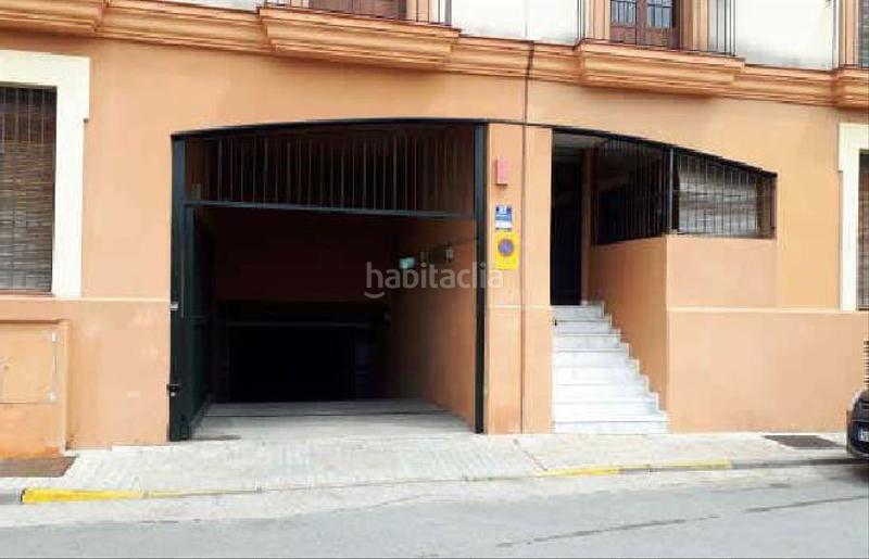 Foto 373c344d-3b02-4a19-b0c6-f853bd4be21b. Aparcament cotxe a Brenes