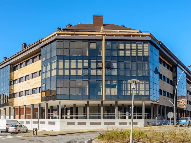 Foto c8e21e14-6f8b-4c9e-a499-a11bd5f91b5c. Parking coche solvia inmobiliaria garaje en Grado