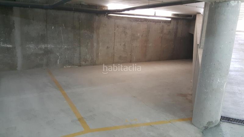 Foto a8a166f1-a63d-4613-94be-68306366f3e3. Aparcament cotxe a Sallent