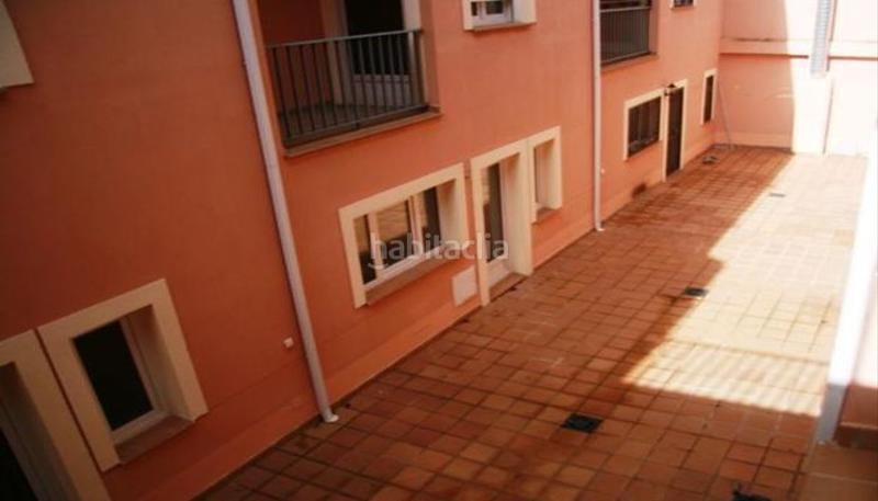 Foto bec8af9a-0e46-4122-bbb7-36816c782646. Parking coche solvia inmobiliaria garaje en Escalona