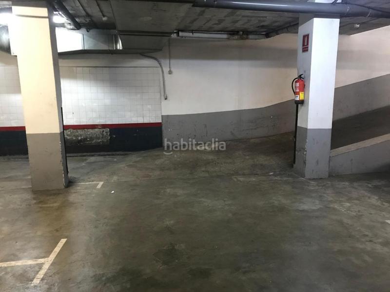 Foto 0be9ece5-3fef-435a-a7ed-d1cb1e1bcc85. Parking coche solvia inmobiliaria garaje sant adrià de besòs en Badalona