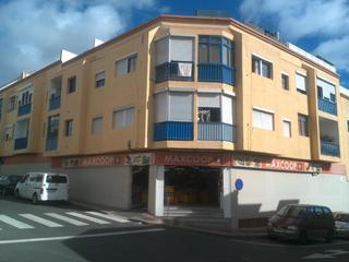 Aparcament cotxe  Jamaica. Solvia inmobiliaria  garaje san bartolomé de tirajana
